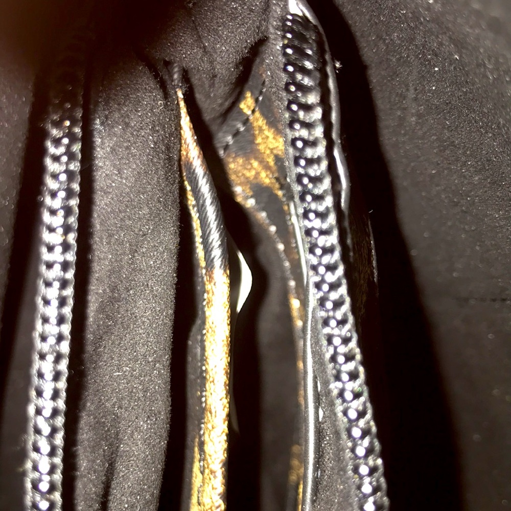 Handbag - Picture 5 of 6
